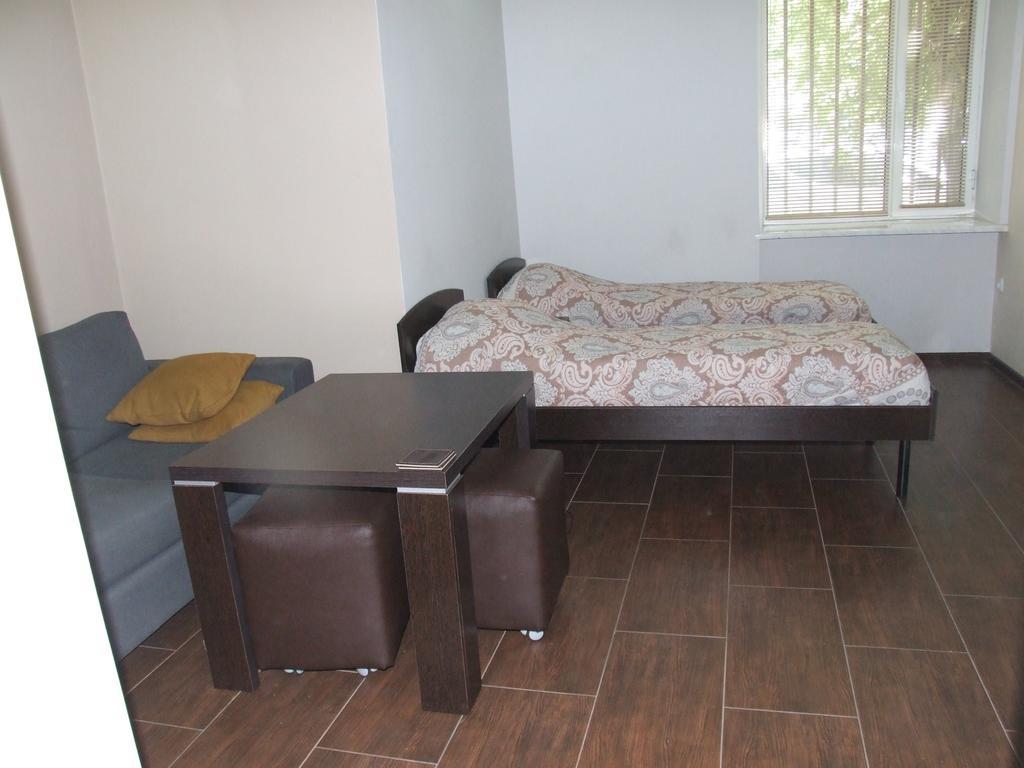 Apartment Paronyan 22 Yerevan Exterior photo
